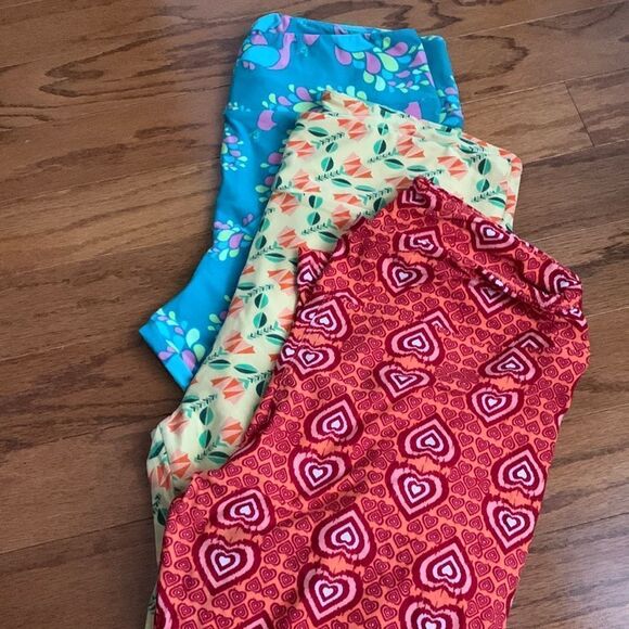 LuLaRoe Tall & Curvy Bundle of 3 butter soft leggings - Picture 1 of 6